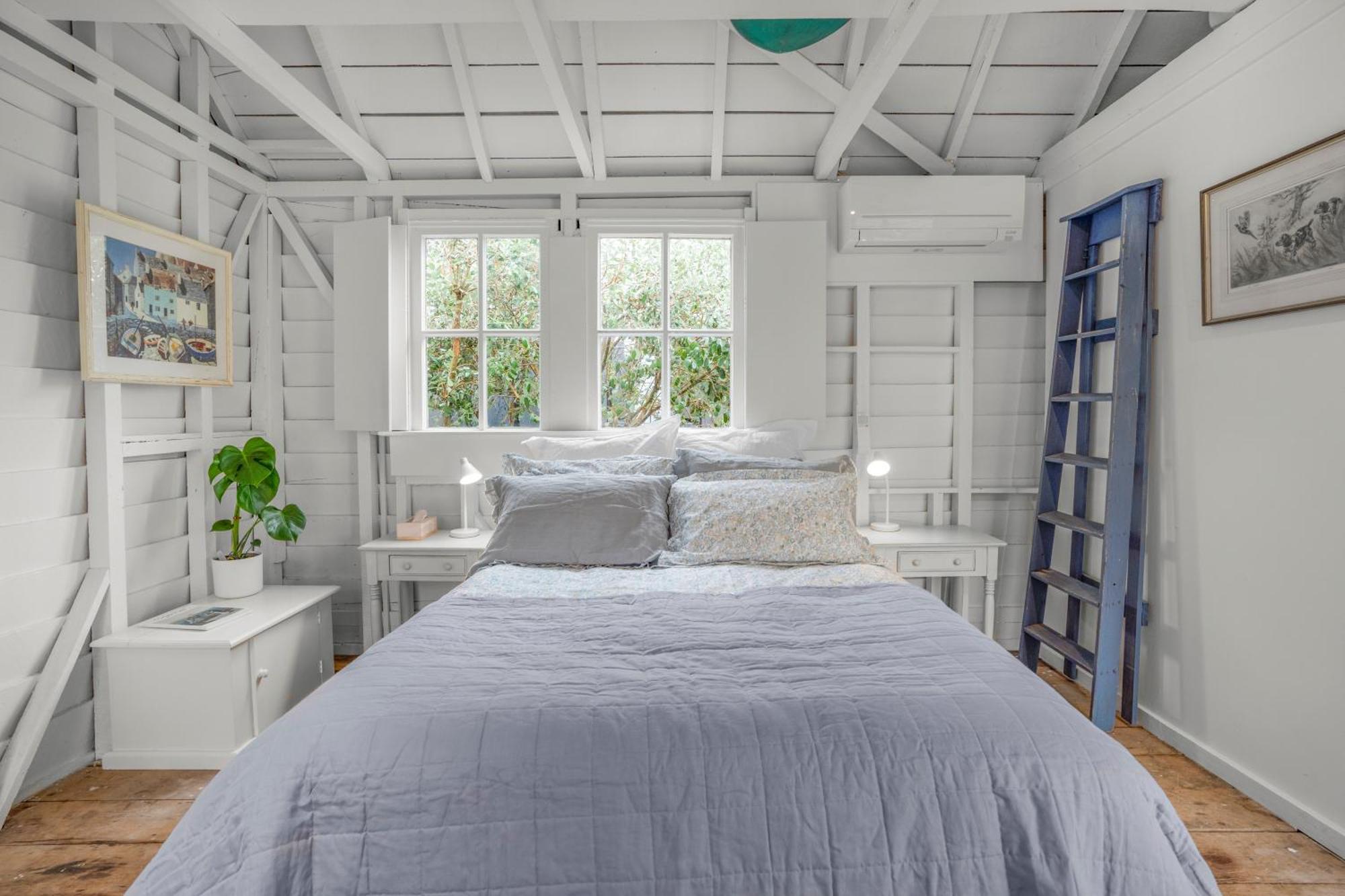 Вилла The Longwood Barn Featherston Экстерьер фото