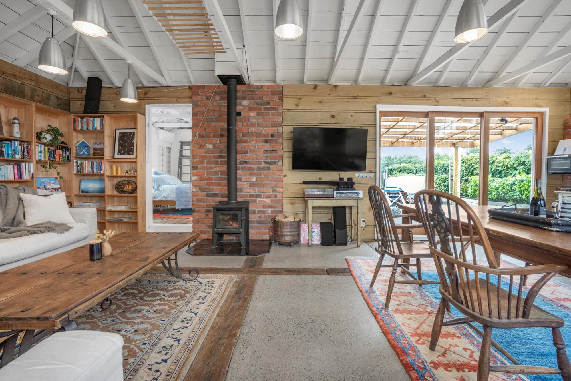 Вилла The Longwood Barn Featherston Экстерьер фото