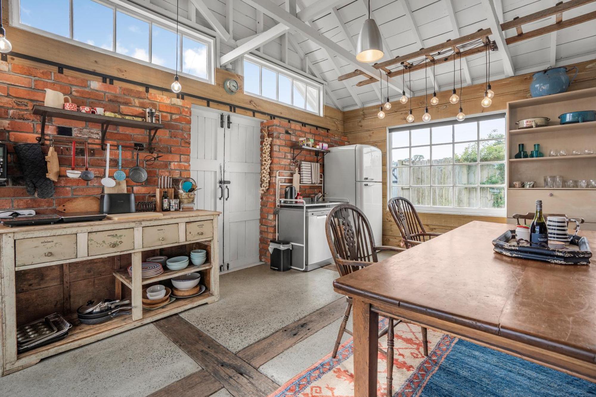 Вилла The Longwood Barn Featherston Экстерьер фото